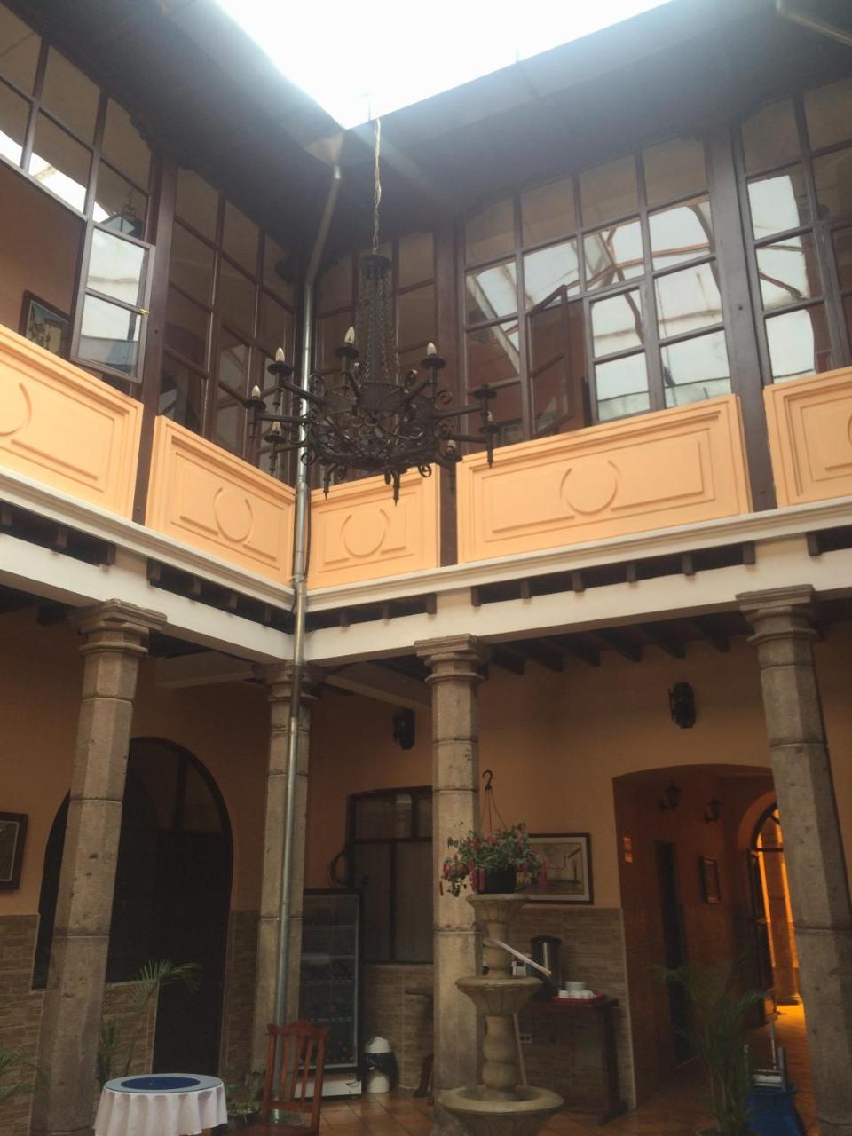 Hotel Catedral 基多 外观 照片