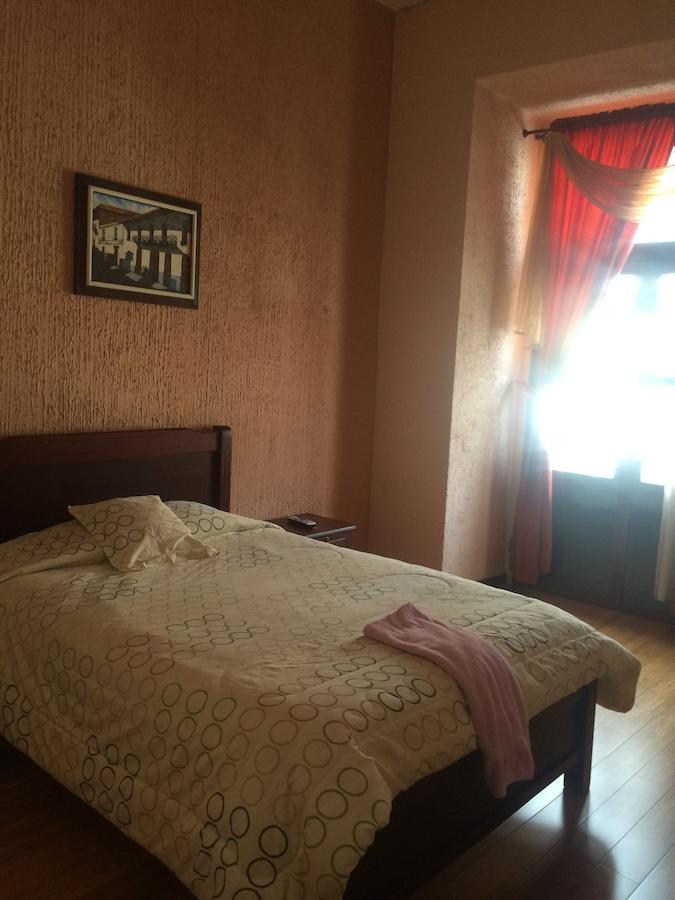 Hotel Catedral 基多 客房 照片