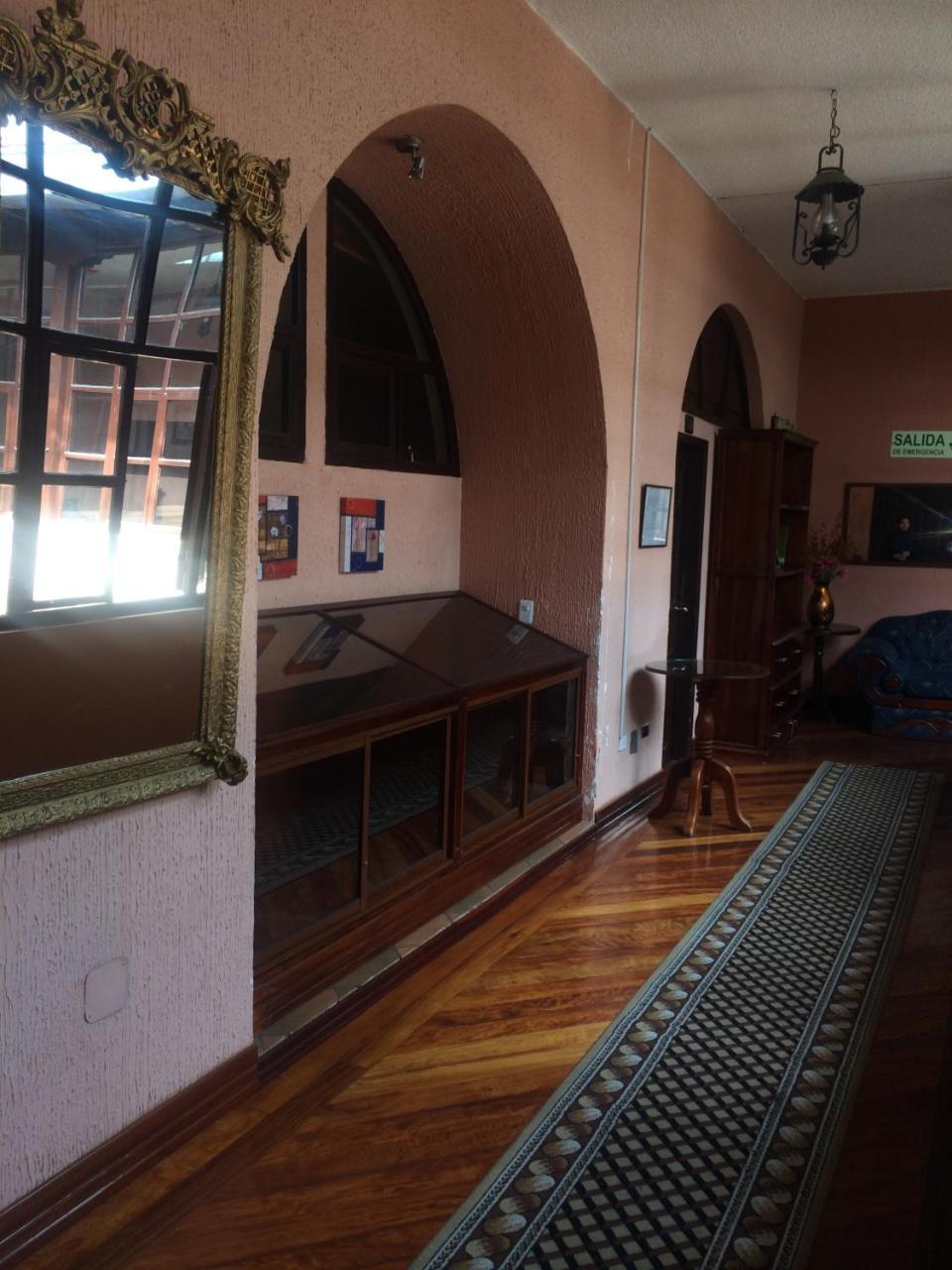 Hotel Catedral 基多 外观 照片